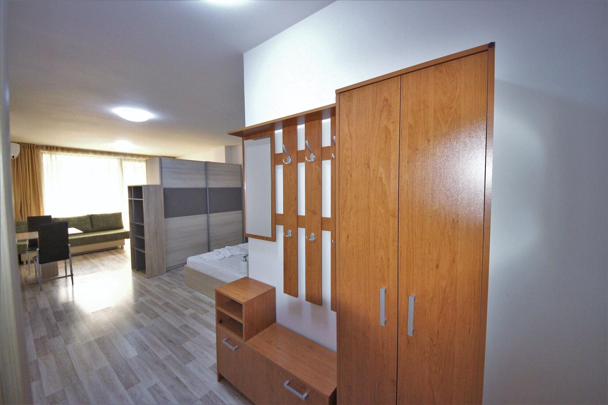 Menada Tarsis Apartments Sunny Beach Dış mekan fotoğraf