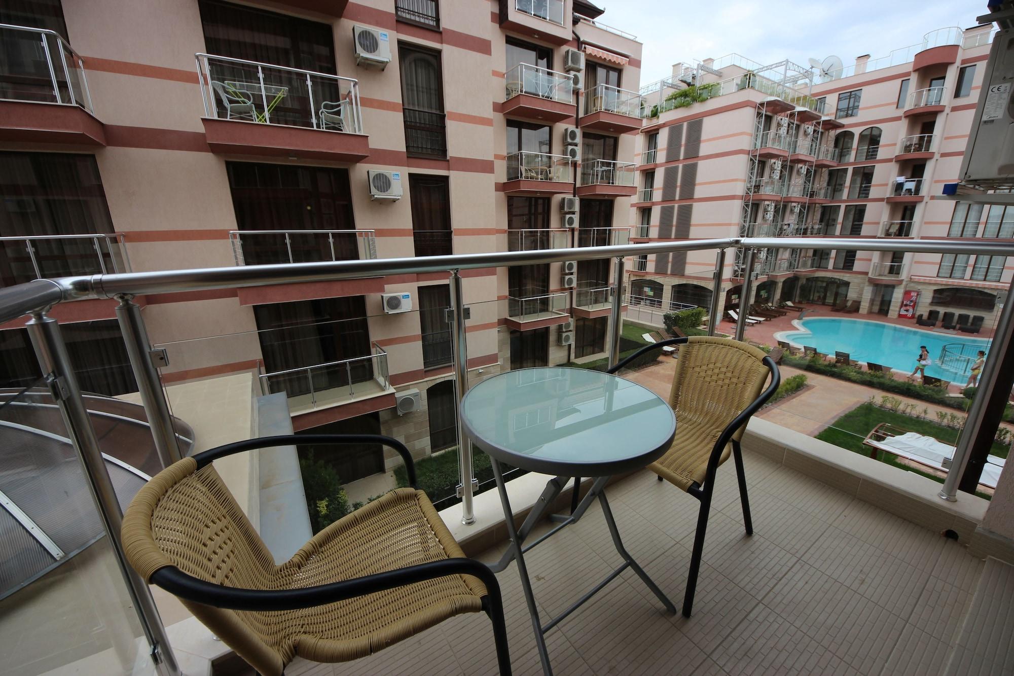 Menada Tarsis Apartments Sunny Beach Dış mekan fotoğraf