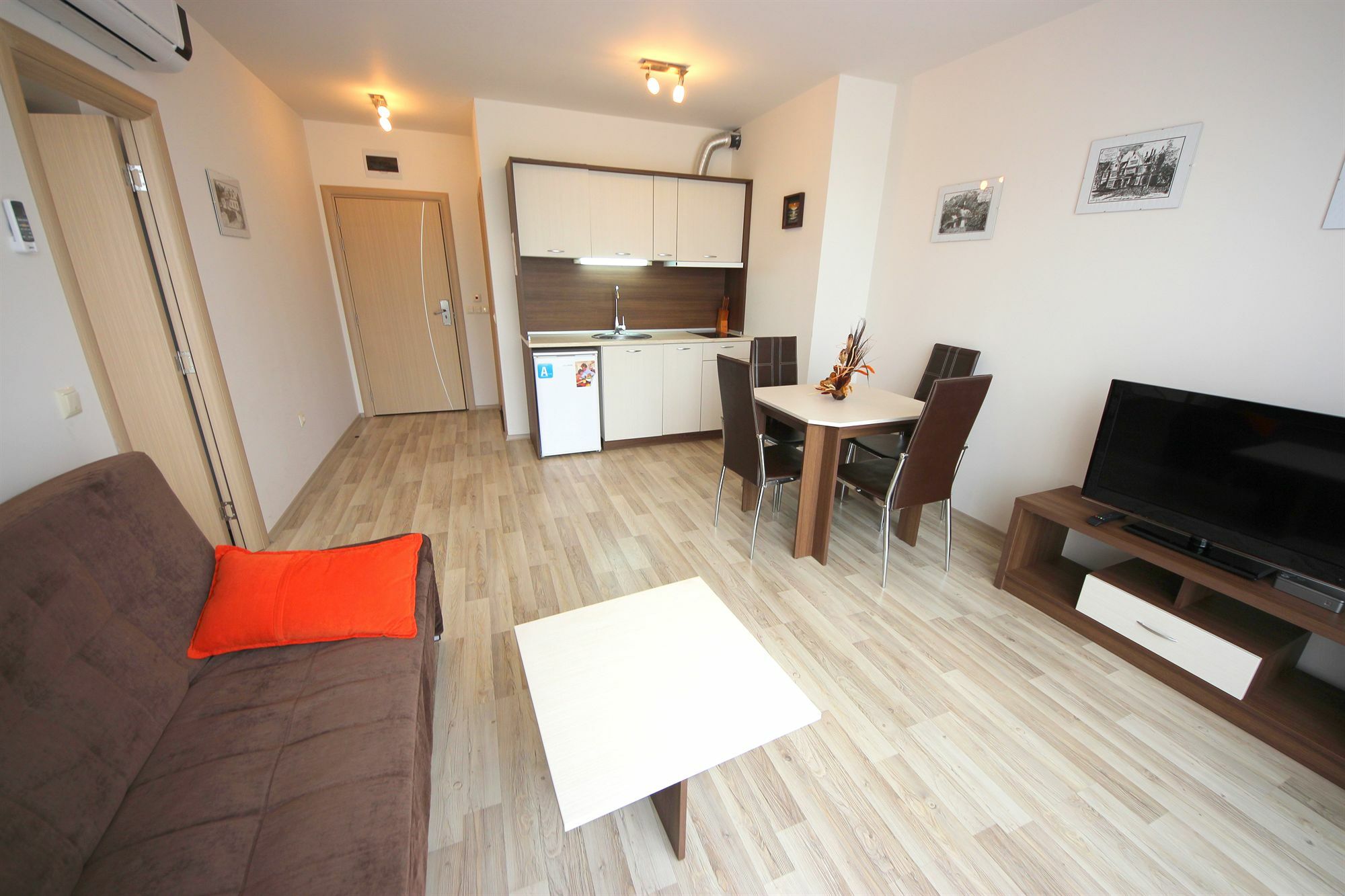Menada Tarsis Apartments Sunny Beach Dış mekan fotoğraf